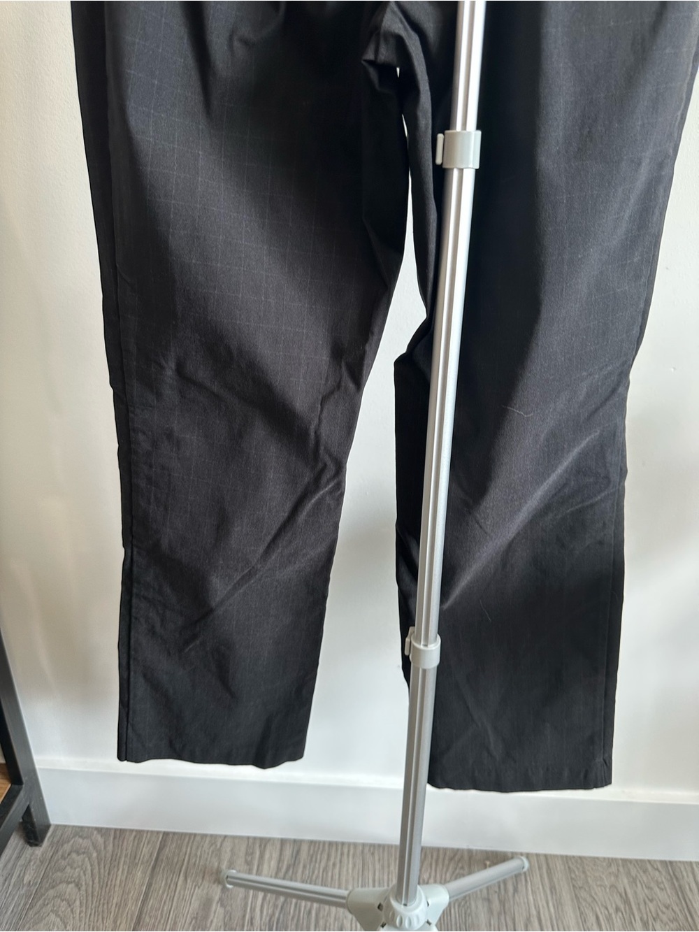 Reitmans Black Straight Leg Pants